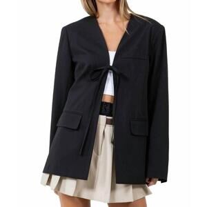 NEW WHITEROOM+CACTUS center tie blazer in black